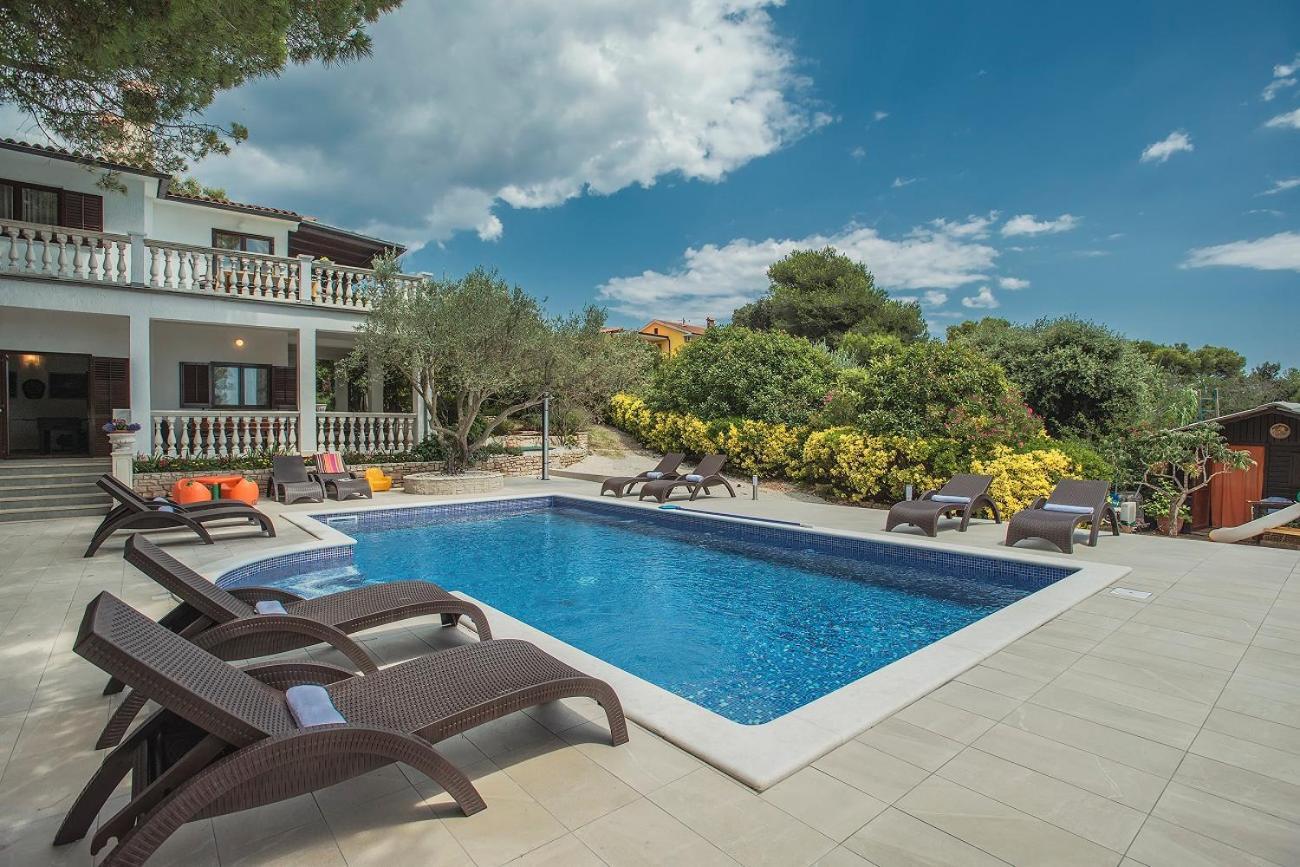 Villa Mima Banjole Buitenkant foto